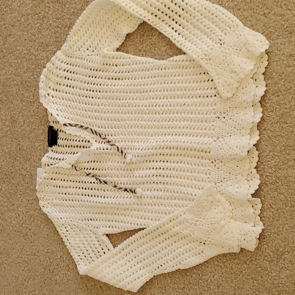Burberry kids open knit Cotton knit pullover sweater size 10 euc